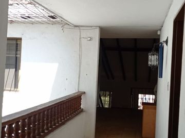 VENTA ESTRATEGICA CASA PROYECTO FAMILIAR/COMERCIAL/SERVICIOS - SECTOR HOSPITAL UNIVERSITARIO - CALI