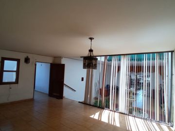 VENTA ESTRATEGICA CASA PROYECTO FAMILIAR/COMERCIAL/SERVICIOS - SECTOR HOSPITAL UNIVERSITARIO - CALI