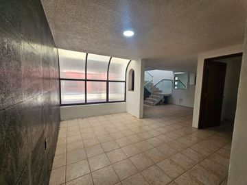 Casa en venta en Bosques de Colón, Toluca  ¡TU NUEVO HOGAR TE ESPERA!