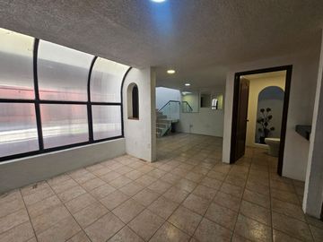 Casa en venta en Bosques de Colón, Toluca  ¡TU NUEVO HOGAR TE ESPERA!