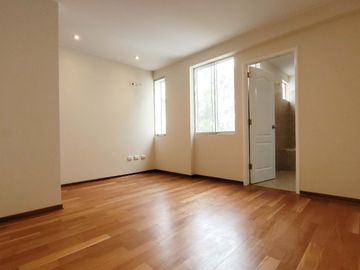 DEPARTAMENTO EN SAN BORJA