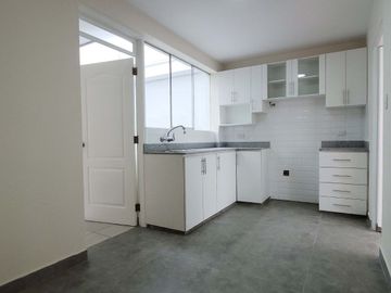 DEPARTAMENTO EN SAN BORJA