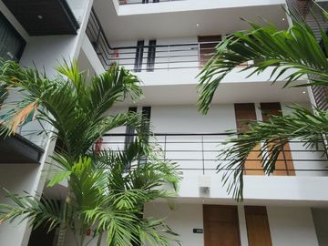 Estudio amueblado: centro de Playa del Carmen, rooftop vista al mar, a pasos de la Quinta Avenida