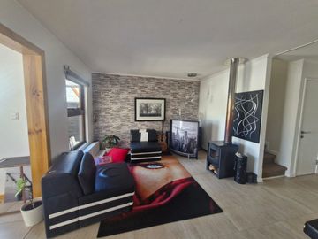 SE VENDE HERMOSA Y ACOGEDORA PROPIEDAD EN CURAUMA