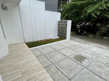 House in Ciluar Bogor Beautiful House With Mezzanine