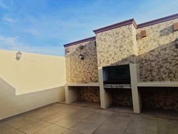 Casa En venta  Triana Sect. Palmas Apodaca NL.