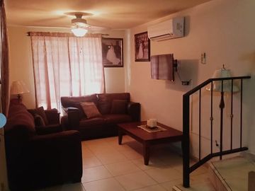 Casa En venta  Triana Sect. Palmas Apodaca NL.