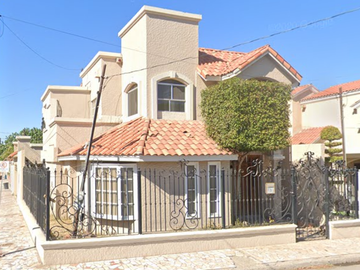 Casa En Venta Col. Lázaro Cárdenas Remate Bancario
