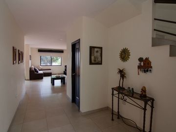 Hermosa Casa de Venta en Bosques de la Costa