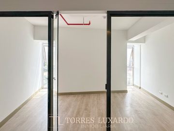 Alquiler de oficina de 24 m2 en el novedoso edificio Connect, Barranco
