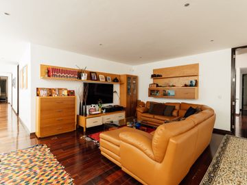ELEGANTE CASA EN CAMPESTRE DEL BOSQUE CON 4 RECÁMARAS Y AMPLIO JARDÍN