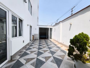 VENTA DE HERMOSO DEPARTAMENTO EN LA URB. HUERTOS DE SAN ANTONIO - SURCO
