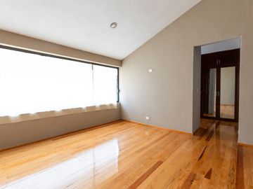 CASA DE 3 RECÁMARAS CON JARDÍN EN CIPRESES DE ZAVALETA, PUEBLA