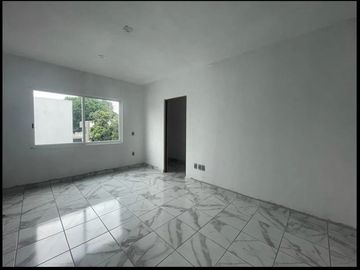 VENTA DE CASA DE 2 NIVELES EN COL. REVOLUCION CUAUTLA