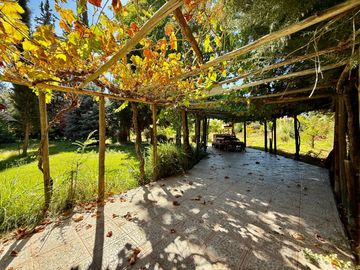 CALLE LARGA - VENDE PARCELA CON CASA DE 5D 4B LOS VILLARES