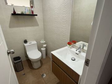 MIRAFLORES. DUPLEX EN VENTA. 2 DORMITORIOS