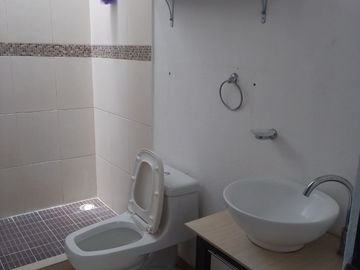 CASA EN VENTA EN COLINAS DEL SANTUARIO, CORREGIDORA