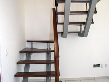Impecable Casa en Venta – Lista para Habitar