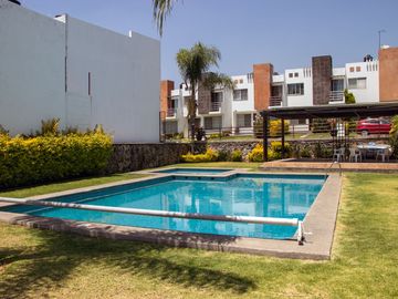 Impecable Casa en Venta – Lista para Habitar