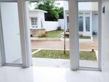 Rumah Alik Larangan Kota Tangerang Dkt Jaksel, SIAP HUNI Baru 2 LANTAI Mewah Harga Murah Jual Dijual