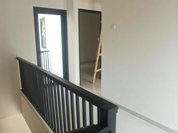 Rumah Arasa Dekat Pintu Tol Jatiasih, Baru 2 LANTAI Mewah Harga Murah New di Kota Bekasi Jual Dijual