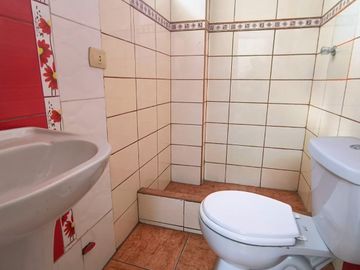 VENDO LINDO DEPARTAMENTO TERCER PISO URB. ROSA DE AMERICA(ALORA)
