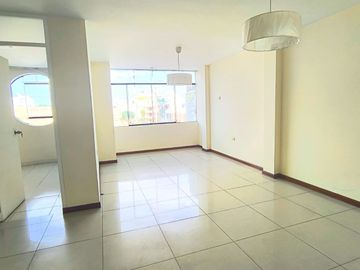 VENDO LINDO DEPARTAMENTO TERCER PISO URB. ROSA DE AMERICA(ALORA)