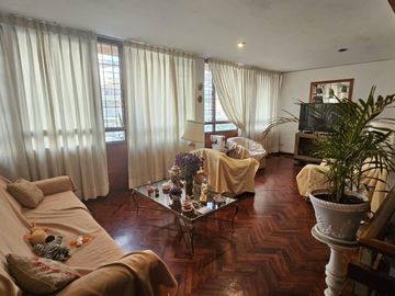 VENDO DEPARTAMENTO EN 2DO. PISO – 3D – 185M2 - CERCA A DOMINGO ORUE Y METRO