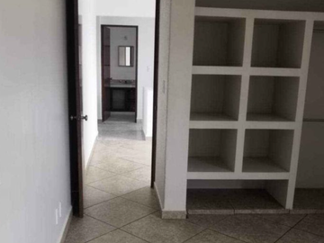 ***REMATE*** Casa en Cerrada Pegasso, Jardines de Satélite, Naucalpan, EDOMEX.