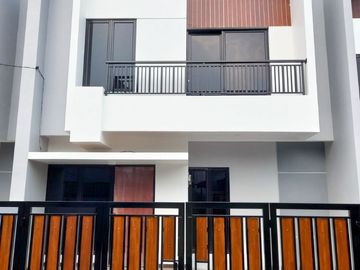 [JALAN 2 MOBIL] Rumah Jl. Wibawa Mukti-2 Jatiasih, Baru, SIAP HUNI, Kota Bekasi (ARR138) Jual Dijual