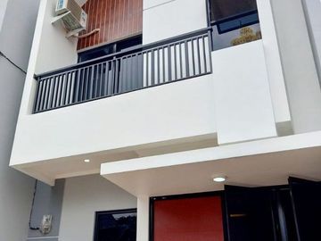[JALAN 2 MOBIL] Rumah Jl. Wibawa Mukti-2 Jatiasih, Baru, SIAP HUNI, Kota Bekasi (ARR138) Jual Dijual