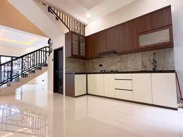 [JALAN 2 MOBIL] Rumah Pondok Bambu Duren Sawit Dekat Tol Becakayu,Jakarta Timur (ARR141) Jual Dijual
