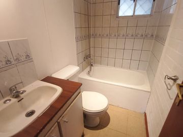 VENDO CASA CON 3 DORMITORIOS EN SECTOR SUR PONIENTE DE TALCA