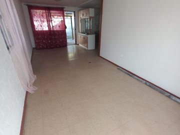 VENDO CASA CON 3 DORMITORIOS EN SECTOR SUR PONIENTE DE TALCA