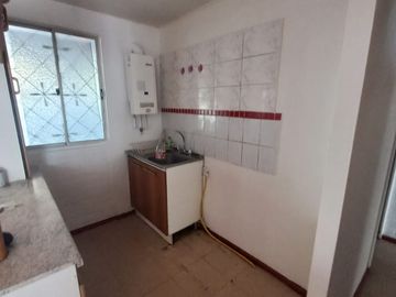 VENDO CASA CON 3 DORMITORIOS EN SECTOR SUR PONIENTE DE TALCA