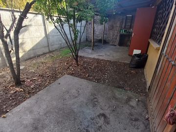 VENDO CASA CON 3 DORMITORIOS EN SECTOR SUR PONIENTE DE TALCA