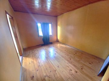 VENDO CASA CON 3 DORMITORIOS EN SECTOR SUR PONIENTE DE TALCA