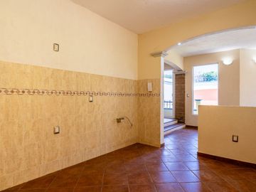 CASA EN VENTA EN CONDOMINIO CON ALBERCA  🏡 $4,850,000.00 📍Lomas Tzompantle
