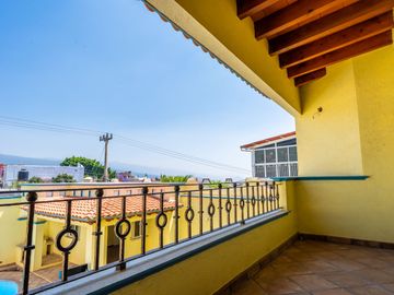 CASA EN VENTA EN CONDOMINIO CON ALBERCA  🏡 $4,850,000.00 📍Lomas Tzompantle
