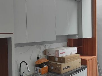 Rumah Bintara XIV, Baru, 1 LANTAI + ROOFTOP, Dekat Tol JORR, Murah di Kota Bekasi Barat, Jual Dijual