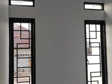 Rumah Bintara XIV, Baru, 1 LANTAI + ROOFTOP, Dekat Tol JORR, Murah di Kota Bekasi Barat, Jual Dijual
