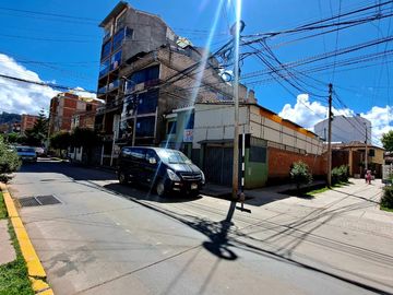 EN VENTA – CASA COMO TERRENO EN AV. MATEO PUMACAHUA, WANCHAQ, CUSCO