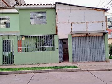 EN VENTA – CASA COMO TERRENO EN AV. MATEO PUMACAHUA, WANCHAQ, CUSCO