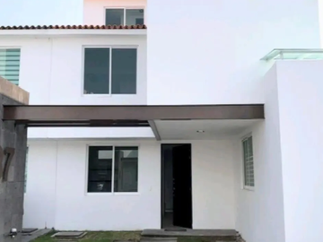 REMATO CASA EN LERMA SAN MATEO ATENCO CALLE FRANCISCO JAVIER MINA # 1117 ESTADO DE MEXICO