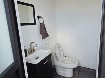 Excelente casa en venta en Coyoacán, CDMX.  A una calle MB Manuela Sáenz.