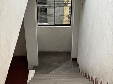 ¡Venta de Casa de 4 Pisos en San Juan de Lurigancho