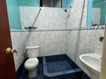 ¡Venta de Casa de 4 Pisos en San Juan de Lurigancho
