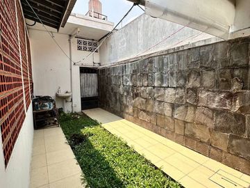 Rumah Komp.Besar di Jl.Raya Jatiwaringin, Cipinang Melayu Makasar, Jakarta Timur (ARR78) Jual Dijual