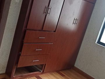 CASA EN VENTA 201 M2: LA ECUATORIANA Turubamba