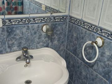 CASA EN VENTA 201 M2: LA ECUATORIANA Turubamba